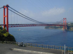 平戸大橋を望む