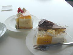 ケーキ４つ!!