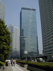お馴染み高層ビル群
