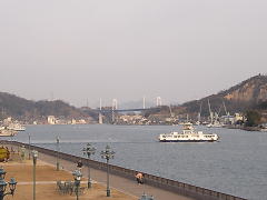 尾道水道を望む