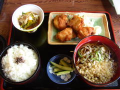 そばと唐揚げ定食