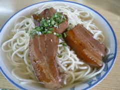 三枚肉そば