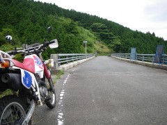 林道金山背振線にて