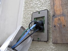 TLフレキ管からCAT6がこんにちわ