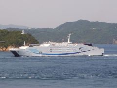 鳴門海峡にて(2011年5月撮影)