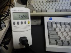 最大消費電力は169W
