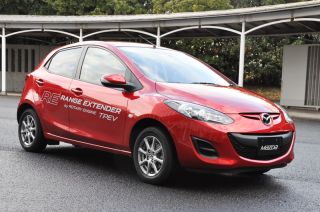 新型ロータリーエンジンを発電動力として搭載した「RE レンジエクステンダー」
