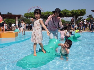 ジャブジャブ池にて