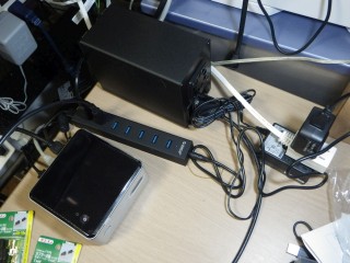 ORICO USBハブ