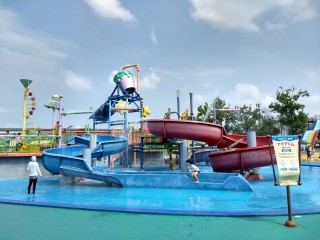 アクアジム