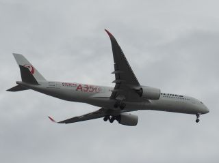 JALのA350型初号機(登録記号:JA01XJ)